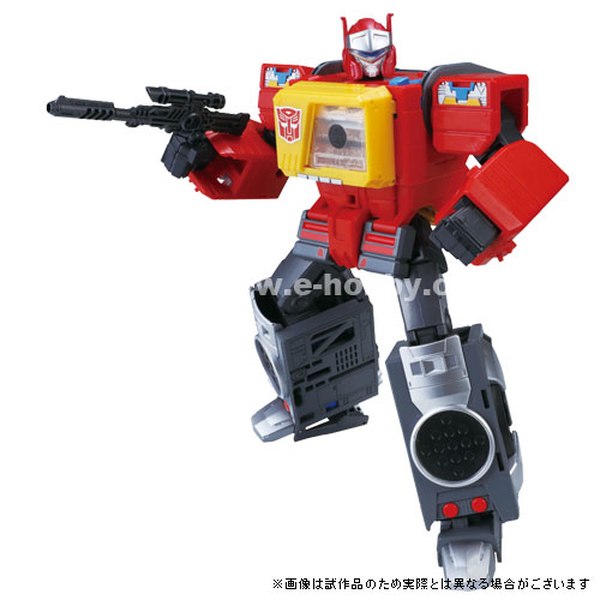 Color Photos Of Legends Series Blaster Wheelie Rewind Weirdwolf Fortress Maximus  (1 of 17)